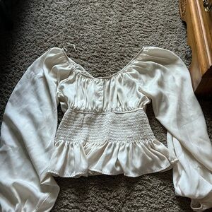 yellowish blouse!